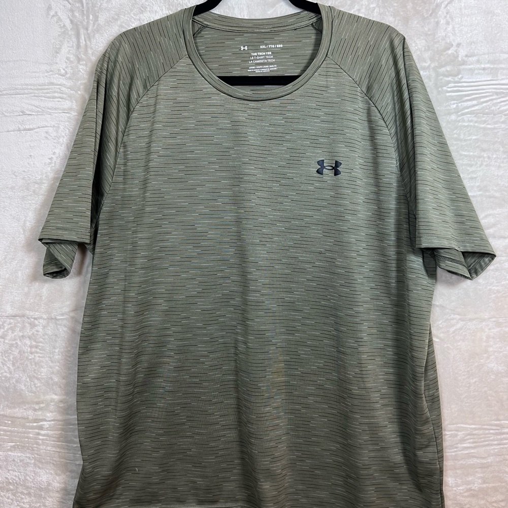 Men’s Under Armour Green Short Sleeve Tee with Crew Neck XXL
